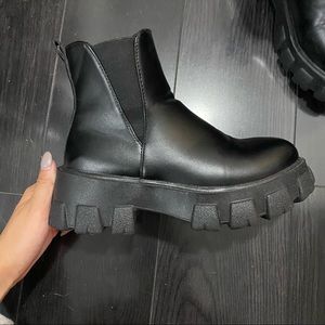 Chunky Platform Chelsea Boots